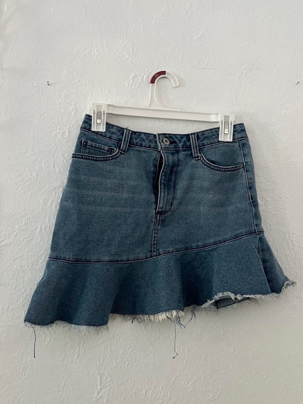 Drop waist Y2K denim mini skirt